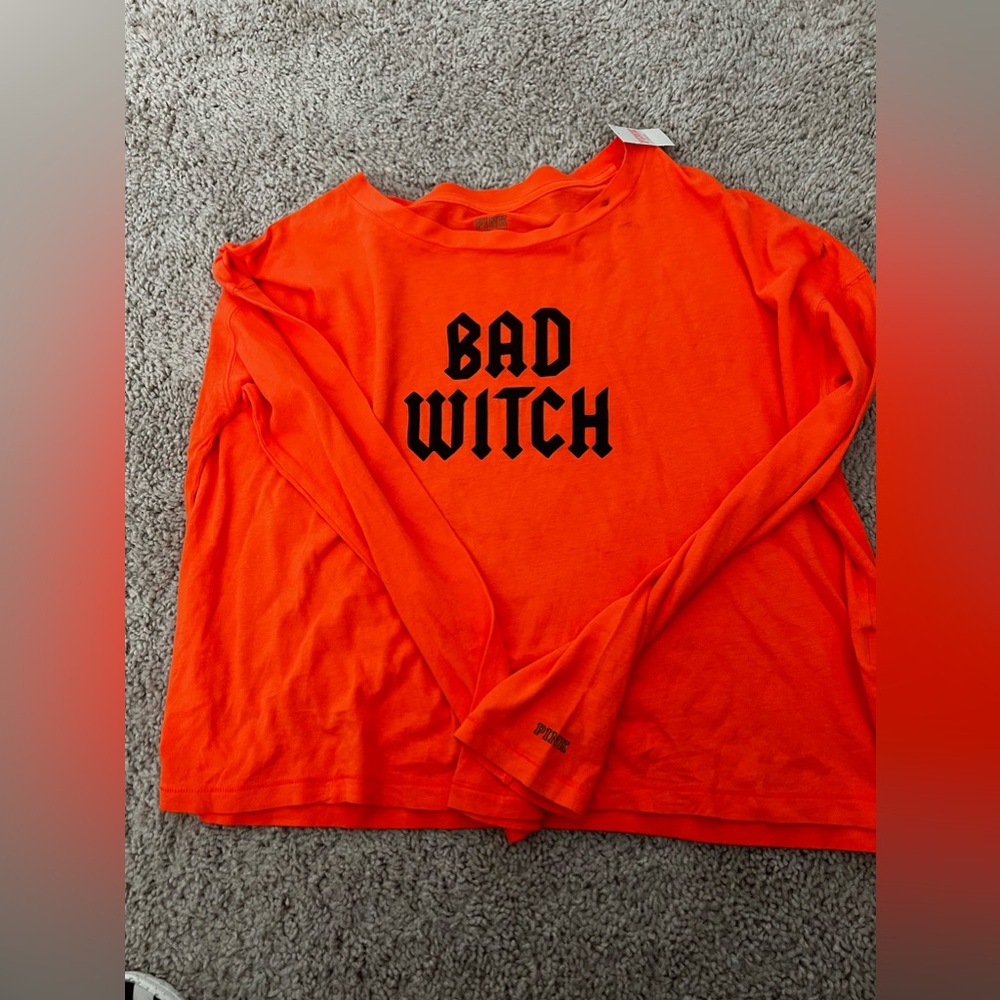 NWT HALLOWEEN CROP🧡🖤
